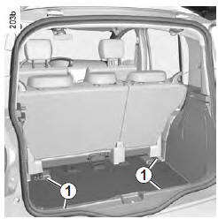 Renault Modus. Emplacement pour crochets d'arrimage