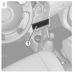 Renault Modus. Emplacement radio 1